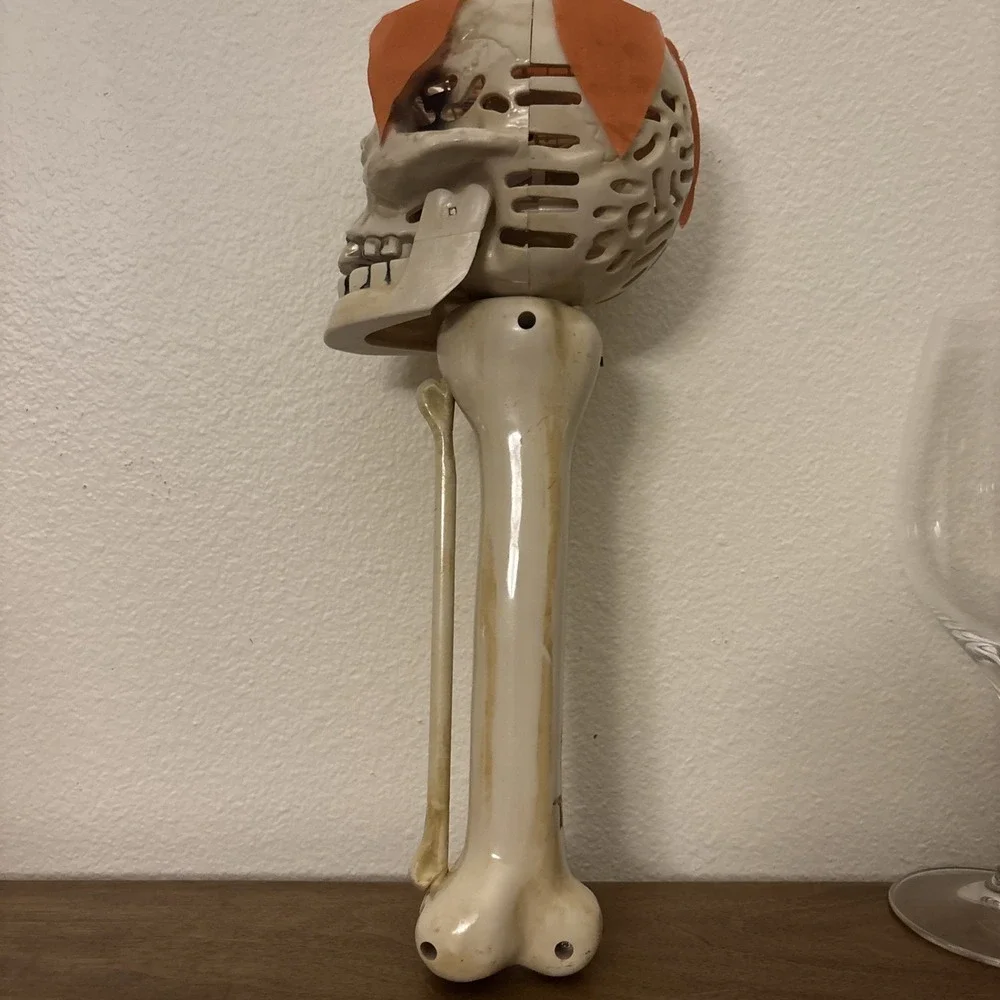 2001 Halloween Talking Skull Blows Flame Torch Light Up Vintage Joy Chief Works